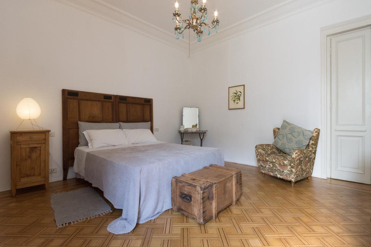 Le Stanze Di Sara Panzió Torino Kültér fotó